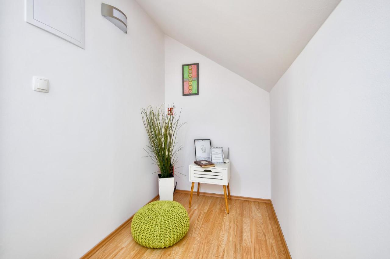 Florek & Florica Apartment Krizevci Bagian luar foto