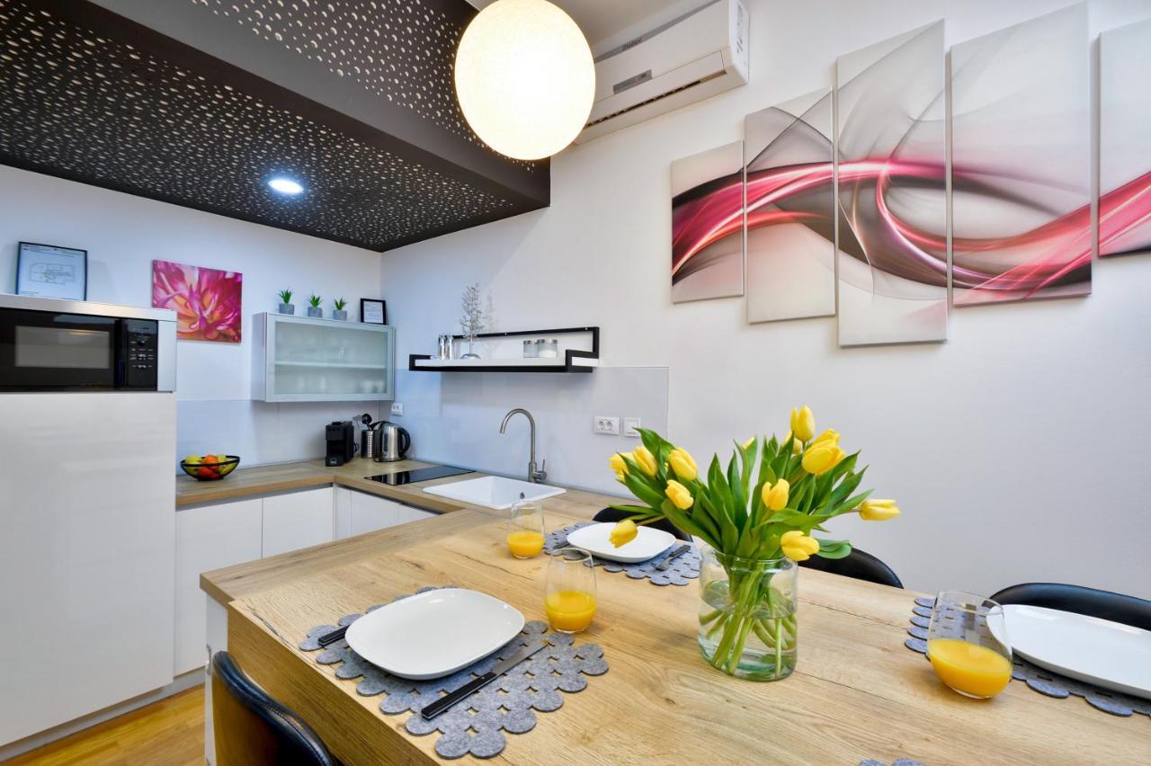 Florek & Florica Apartment Krizevci Bagian luar foto