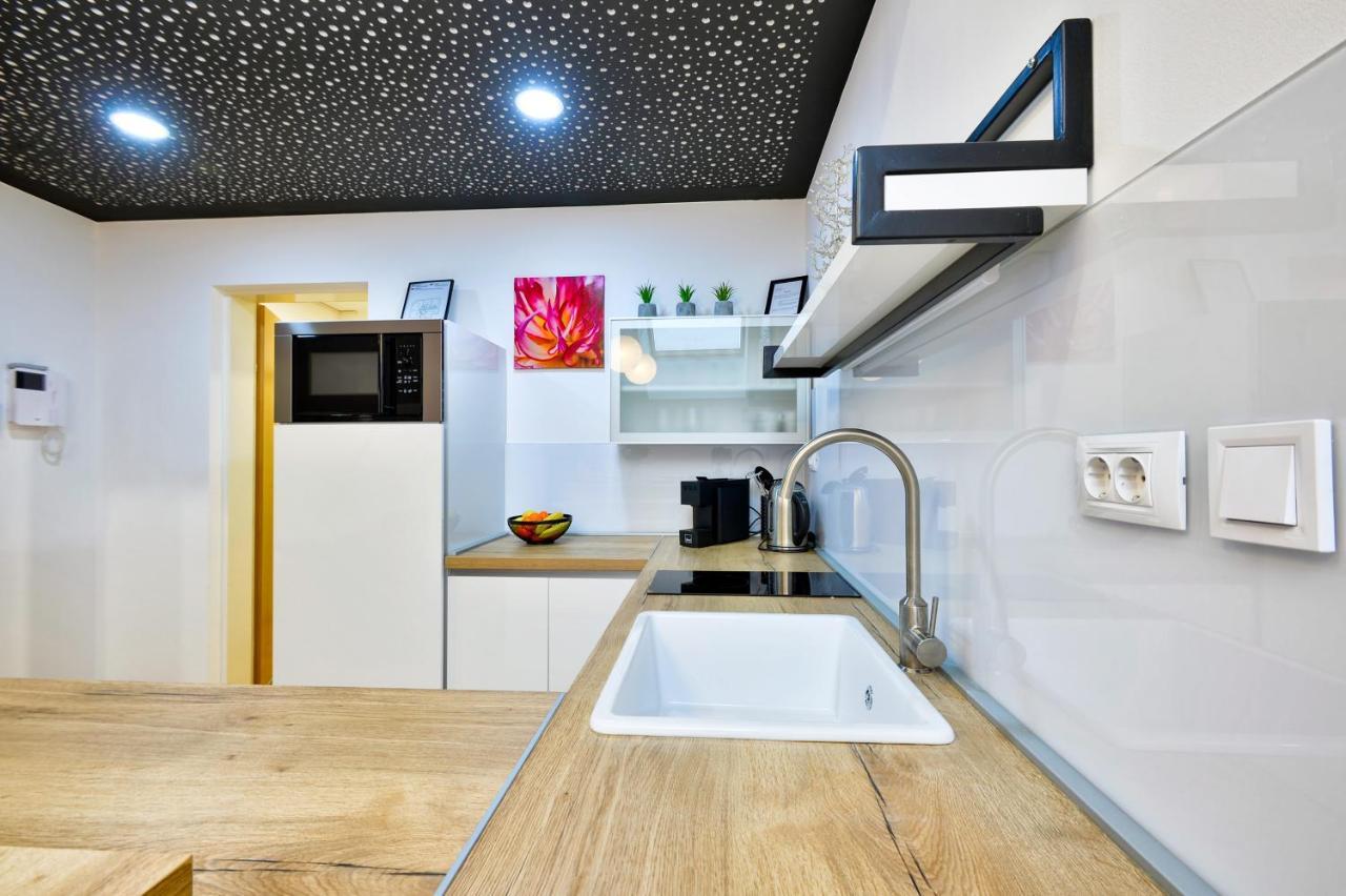 Florek & Florica Apartment Krizevci Bagian luar foto